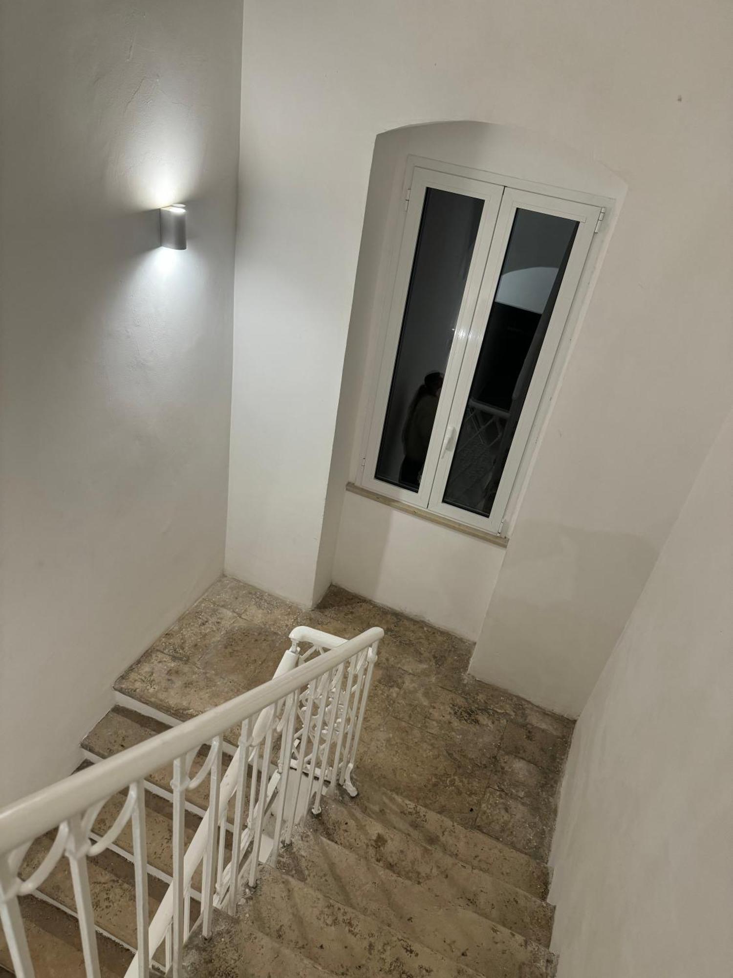 Flary Daire Bari Dış mekan fotoğraf